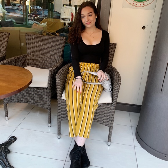 ✨Posh Ambassador Caitlin!✨ - Picture 7 of 9